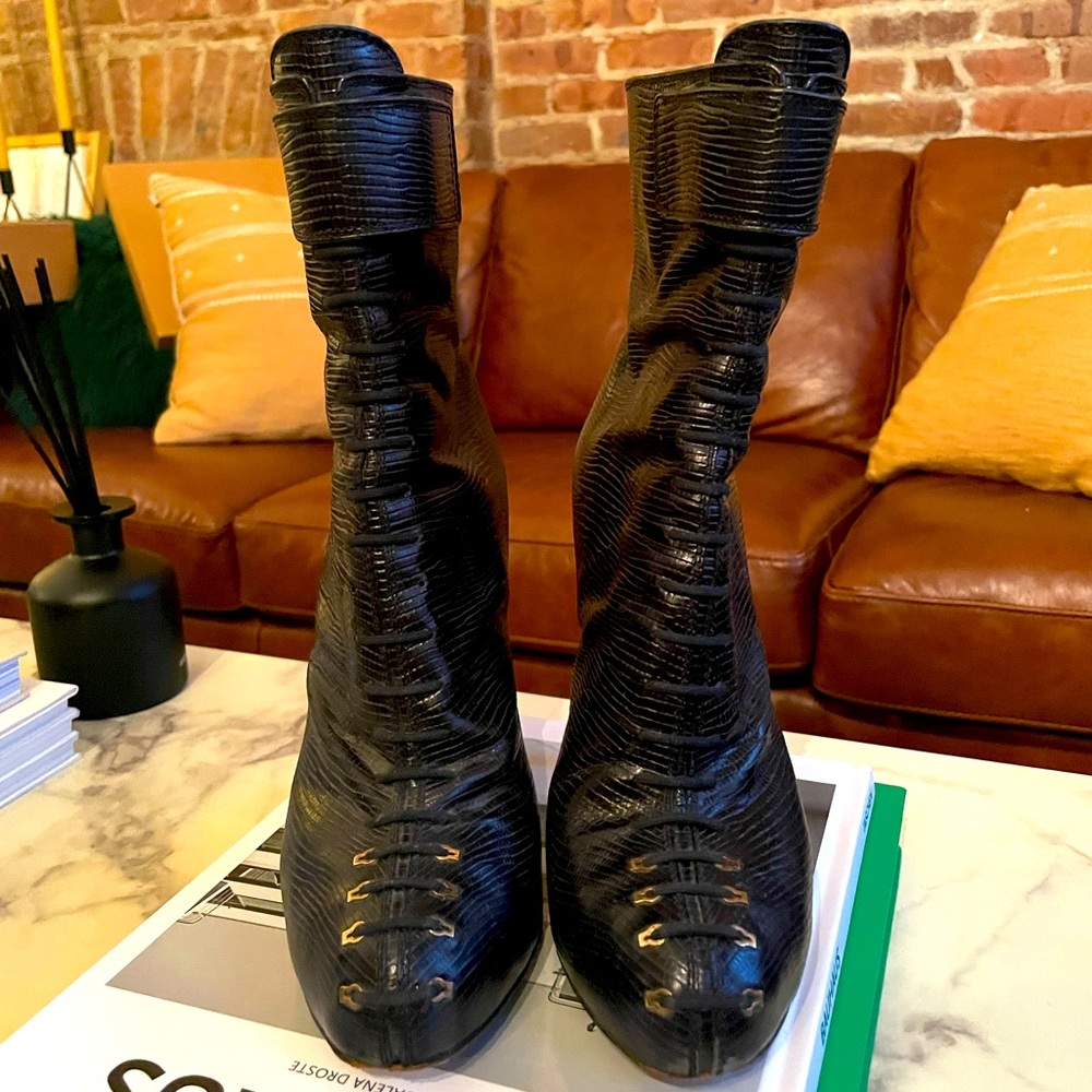 Sergio Rossi RUNWAY leather stiletto booties